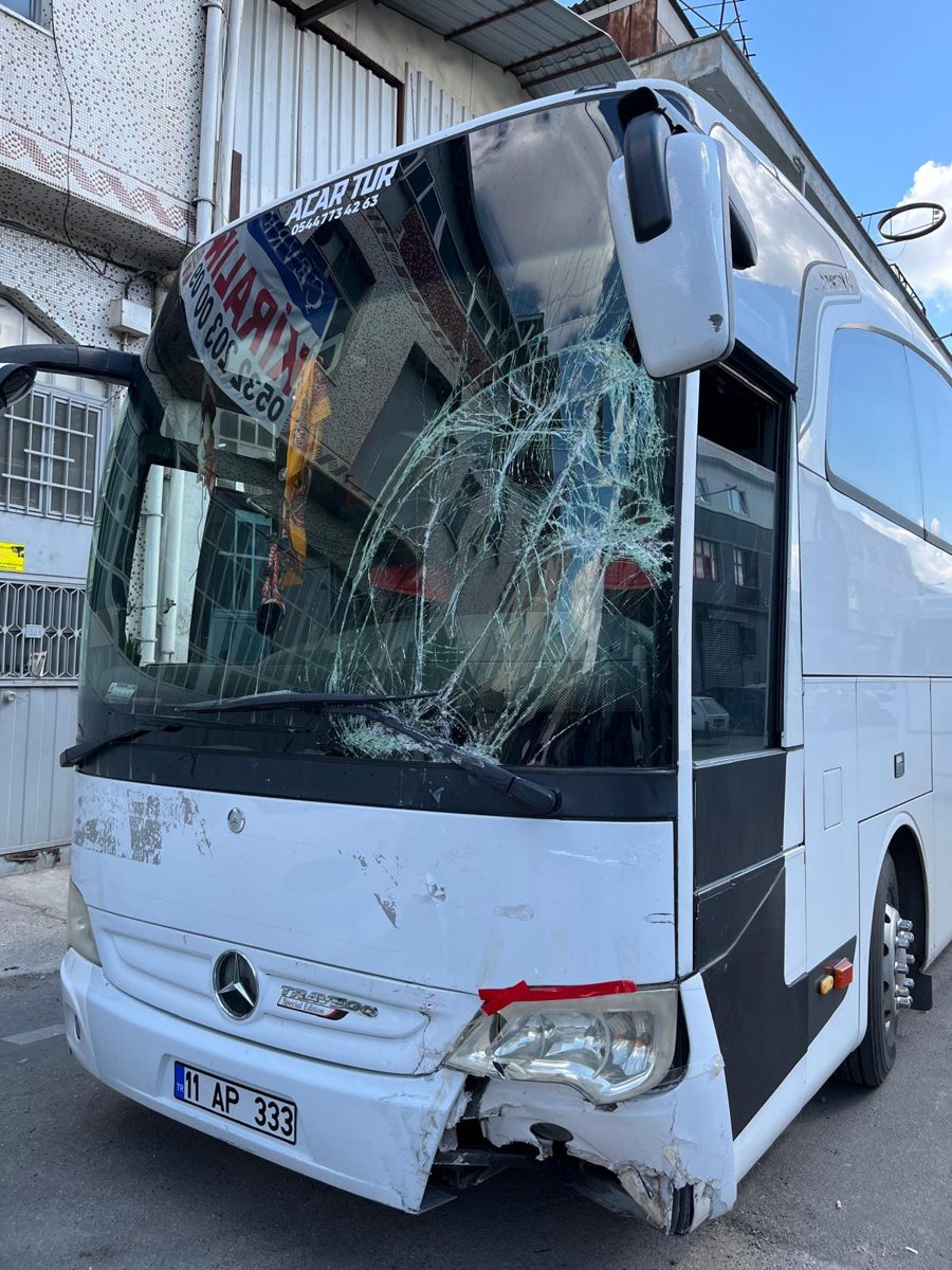 Travego ön kaza hasarı - öncesi